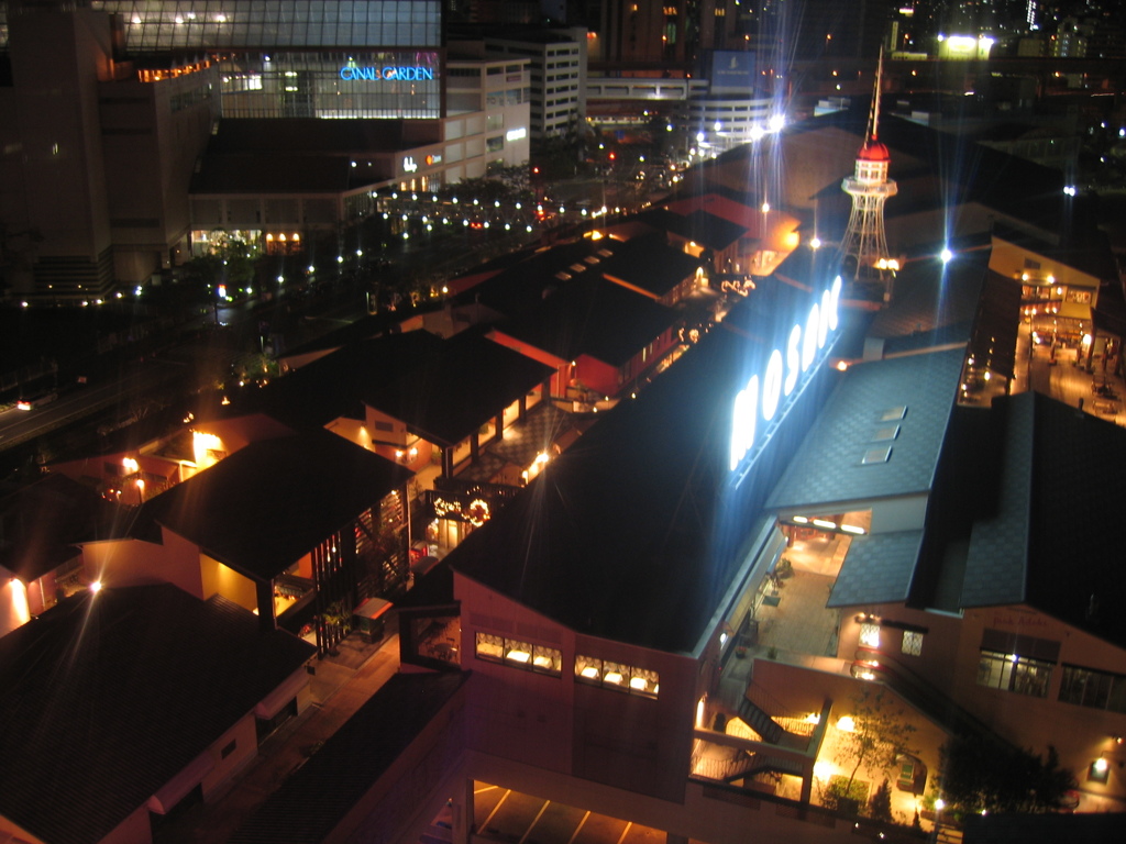 神戸モザイク