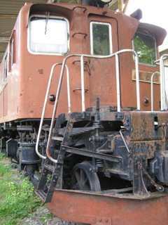 EF16 28