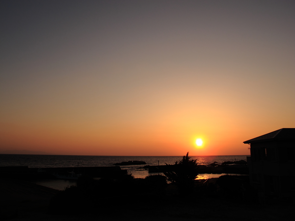 車を止めて眺めた夕陽。