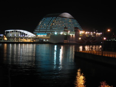 神戸港のホテル。