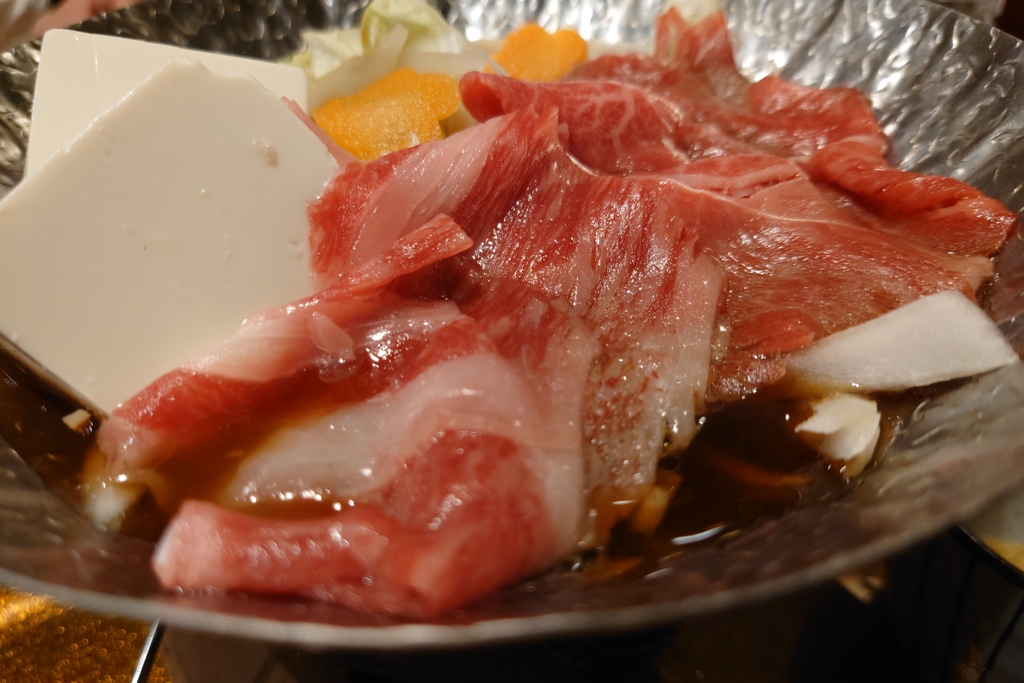 宮崎牛のすき焼き。