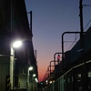 高架線と夕焼け