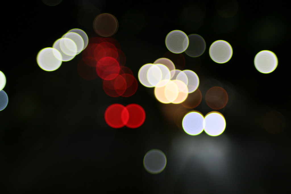 テールライトとヘッドライト