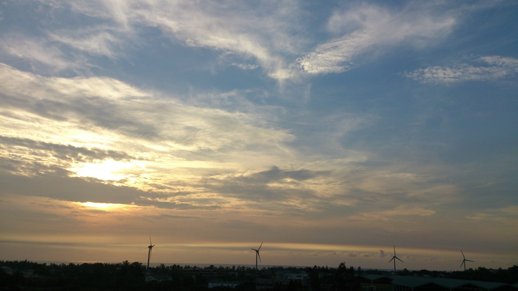 帰る途中で見た空