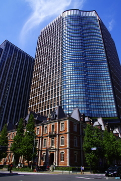 「丸の内パークビルディング」又の名を「東京第一銀行本部」