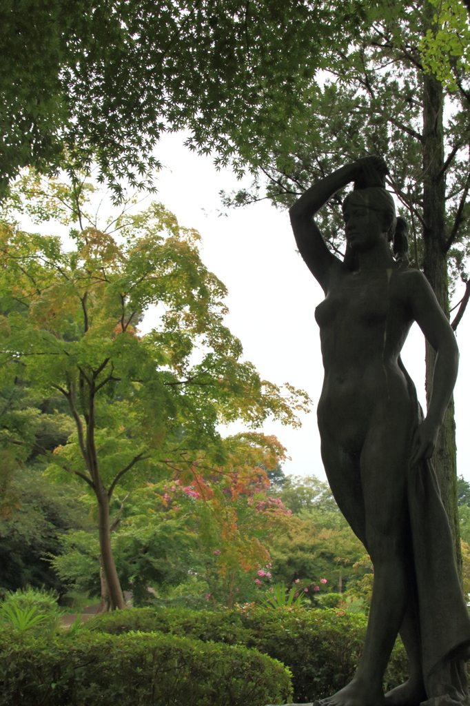 芸術の秋ー近所の公園にて