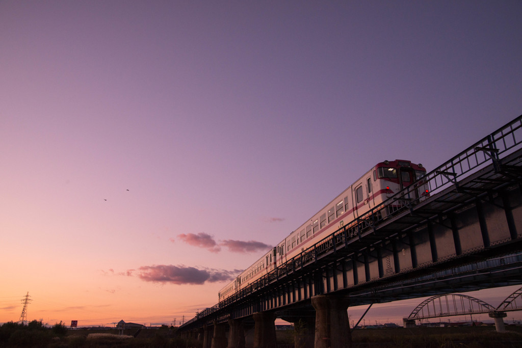 八戸線の夕景