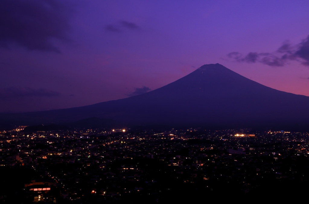 夜景と富士