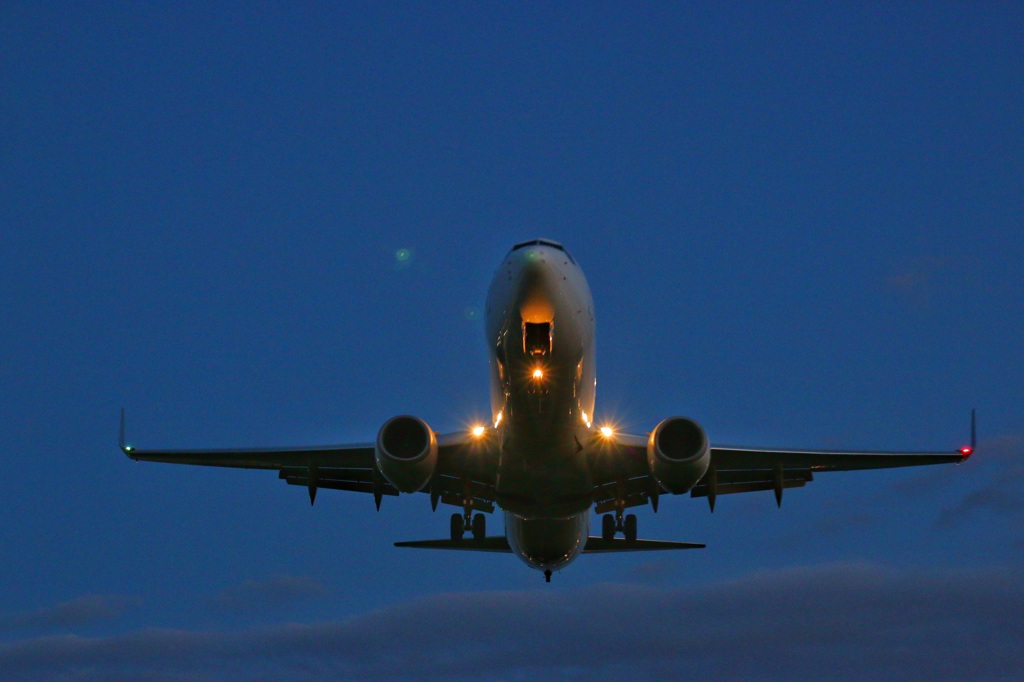 飛行機は夜がいい