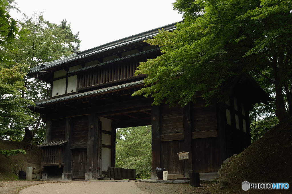 二の丸_東内門（三の丸側）