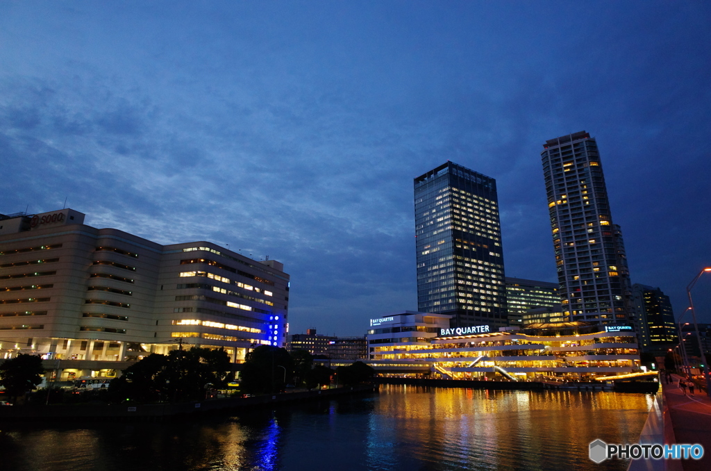 横浜