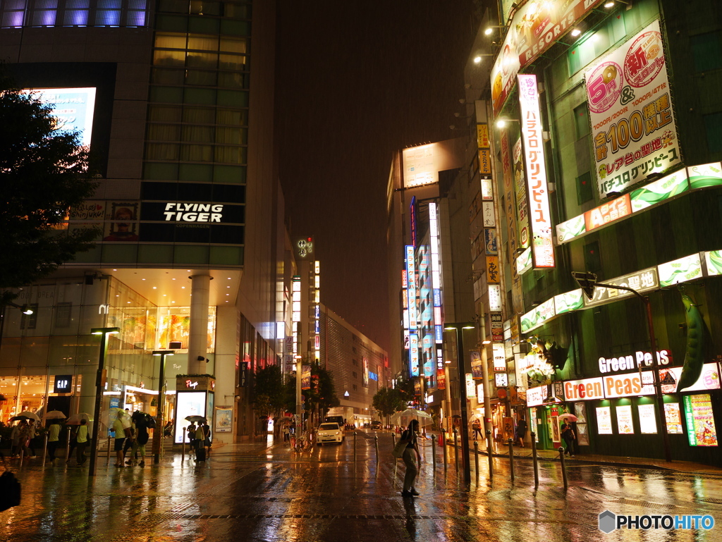 雨新宿