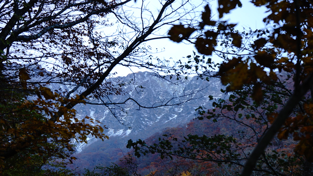 北壁と紅葉