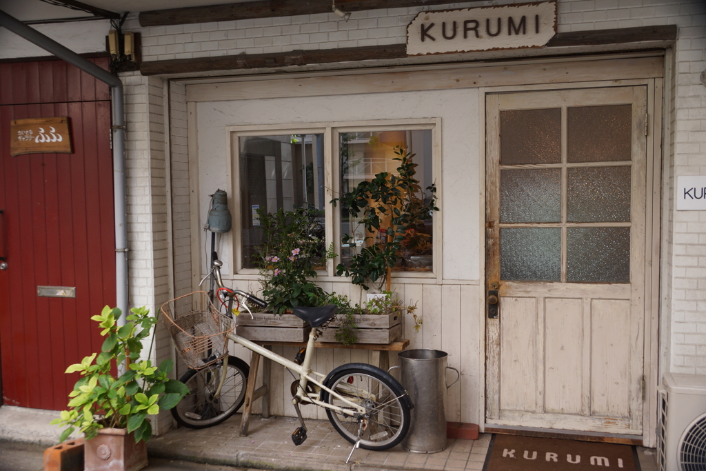 路地裏のお菓子屋さん