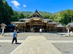 彌彦神社