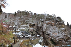 宝珠山立石寺 開山堂より