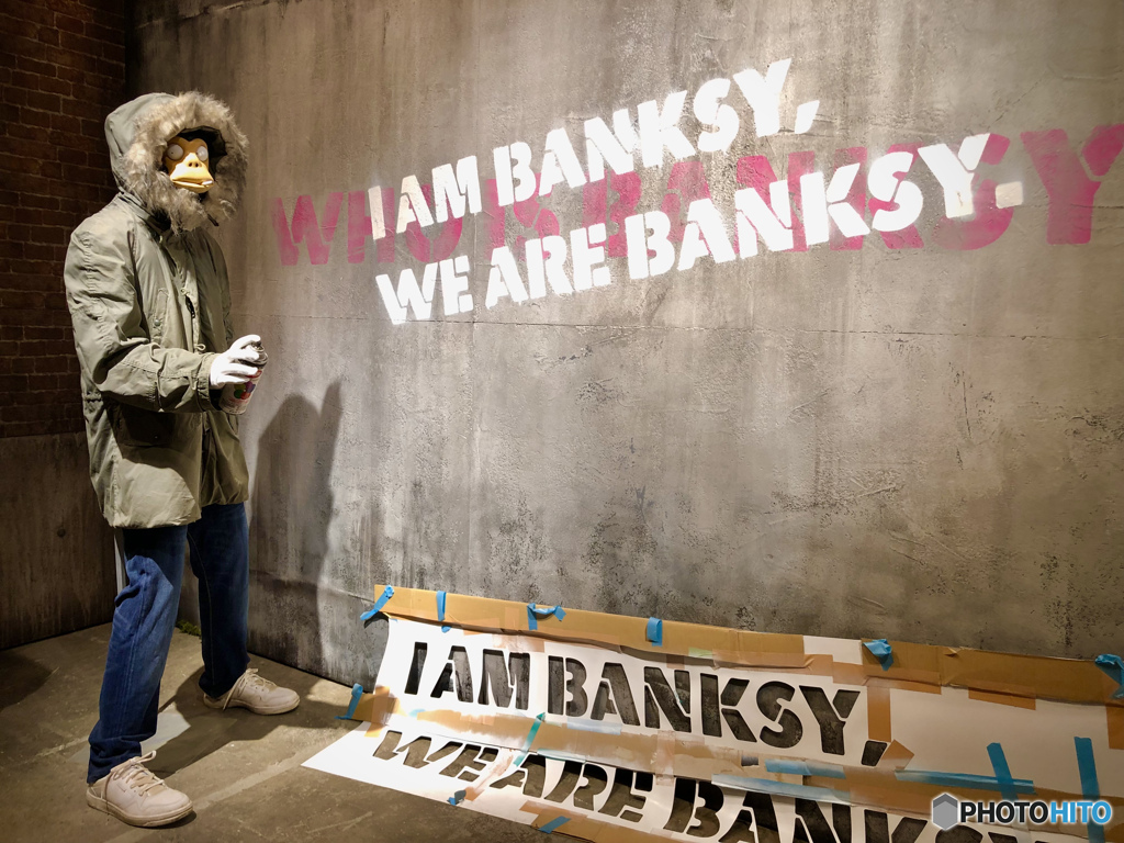 WHO IS BANKSY？