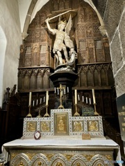 聖ミカエルの祭壇