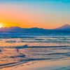 夕暮れの湘南海岸