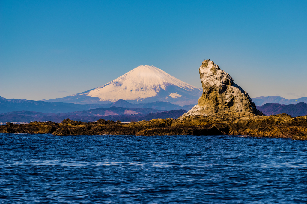 烏帽子岩と富士 by maki-777 （ID：6443453） - 写真共有サイト:PHOTOHITO