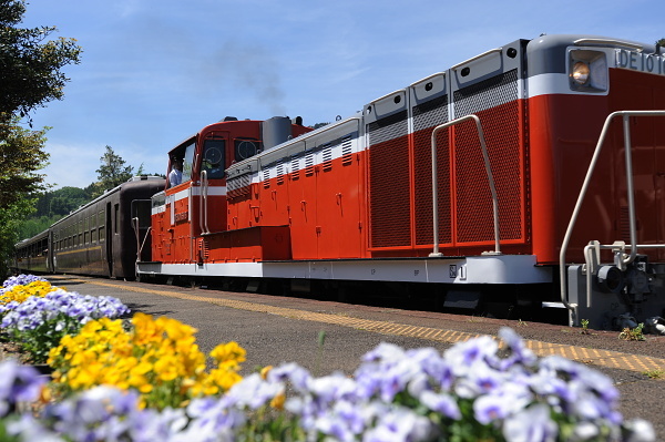 トロッコに花束を