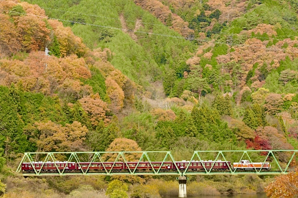 渓谷旅情