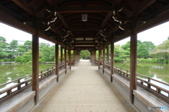 神苑の泰平閣