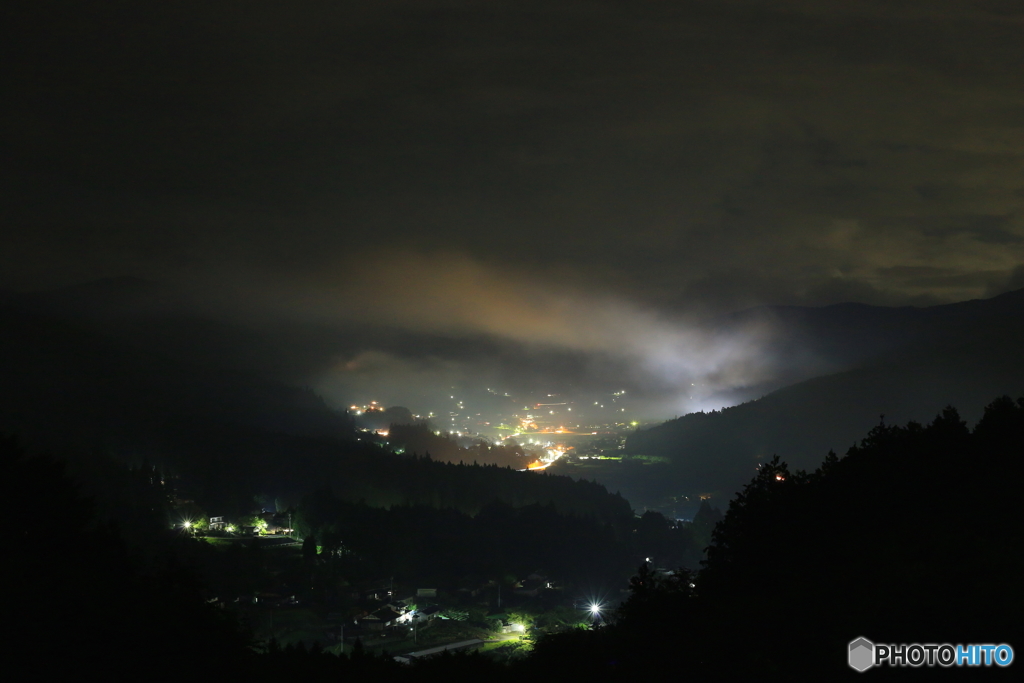 坂折れ棚田近くの夜景