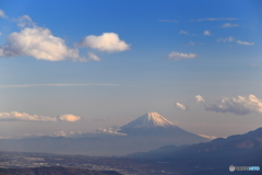 夕陽に染まり始めた富士