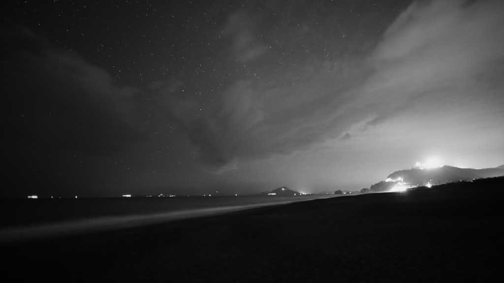 雲羽ばたく