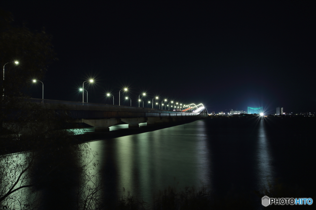 琵琶湖大橋・光条を撮る