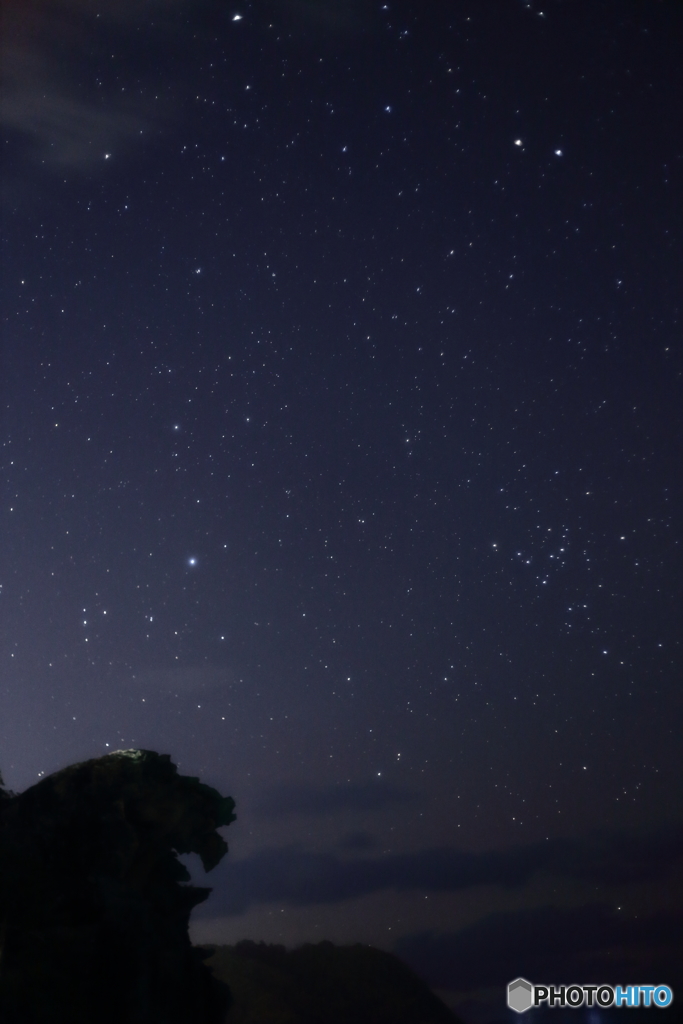 獅子岩が見守る星々