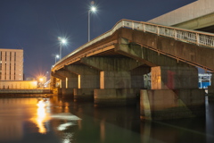 どっしりの紀左衛門橋