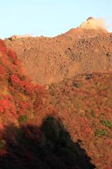 平成新山の紅葉