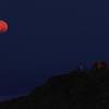 赤い月と天狗ヶ城
