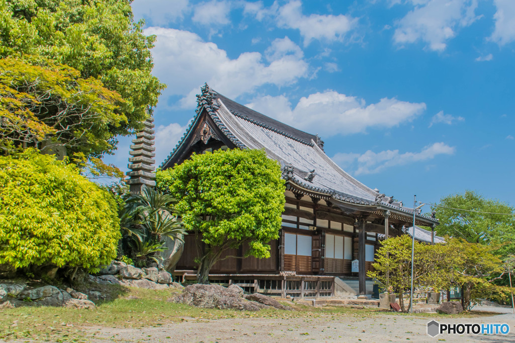 朝日山のお寺