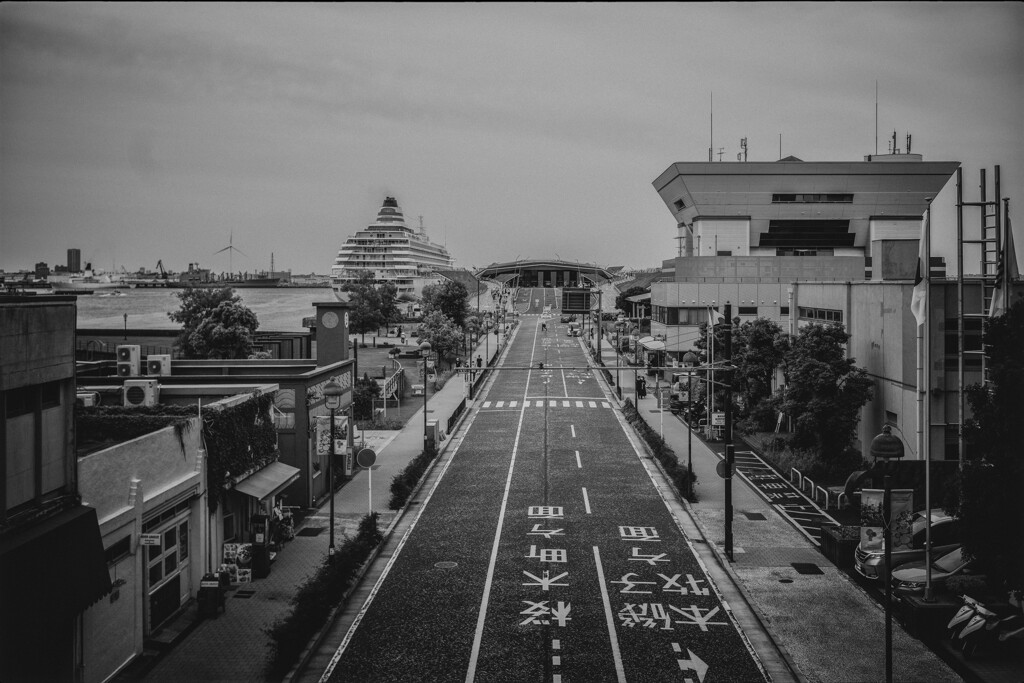 横浜　大桟橋入口