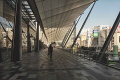 東京駅　八重洲口　２階通路