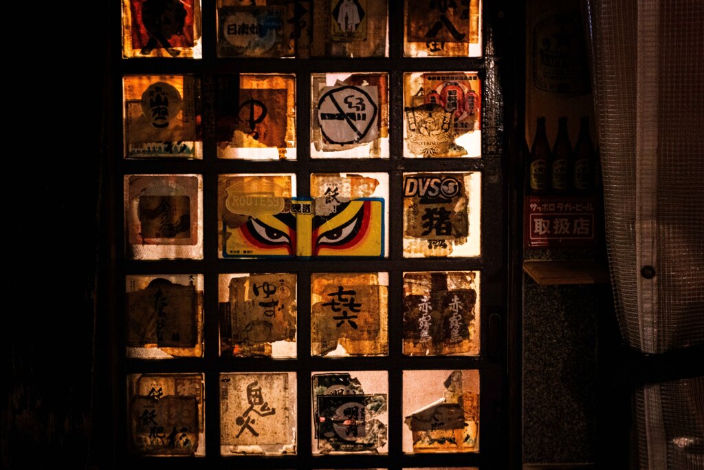 飲み屋の入り口（だと思う）