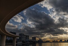 走れ、光芒だ！