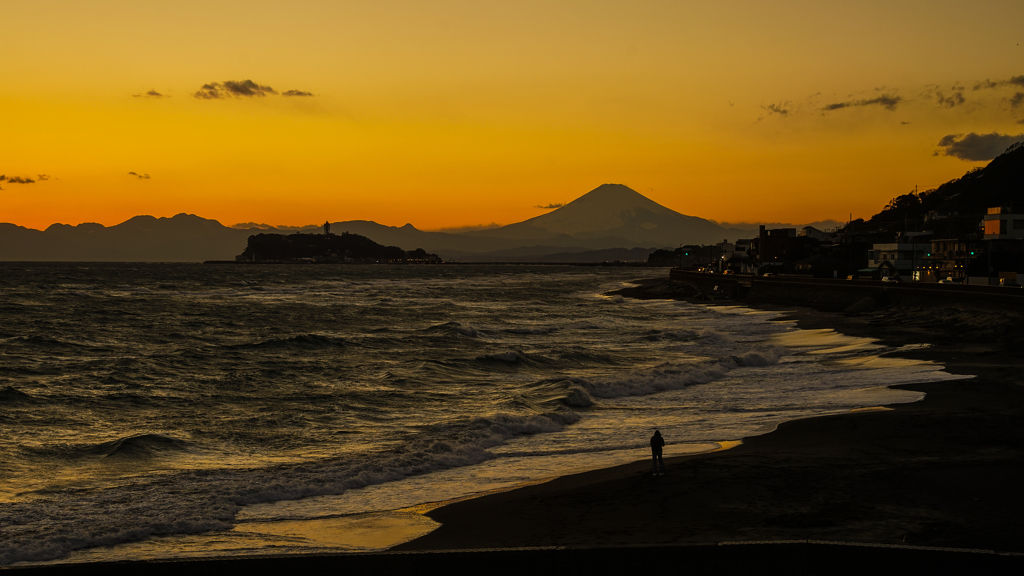 稲村ガ崎　同士