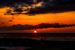 日本海で見る夕日