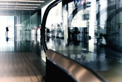 昇り　エスカレーター