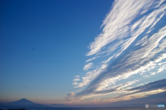 富士に向かう雲群
