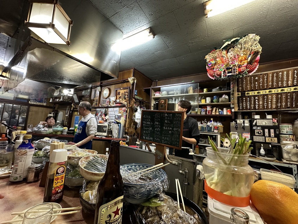 居酒屋で