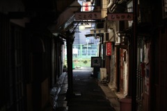 隘路再来
