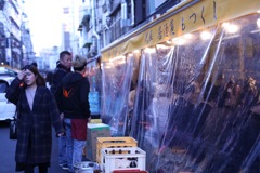 夕暮ビニル桟敷