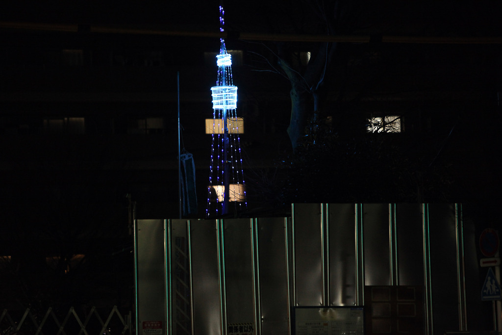 見知らぬタワー