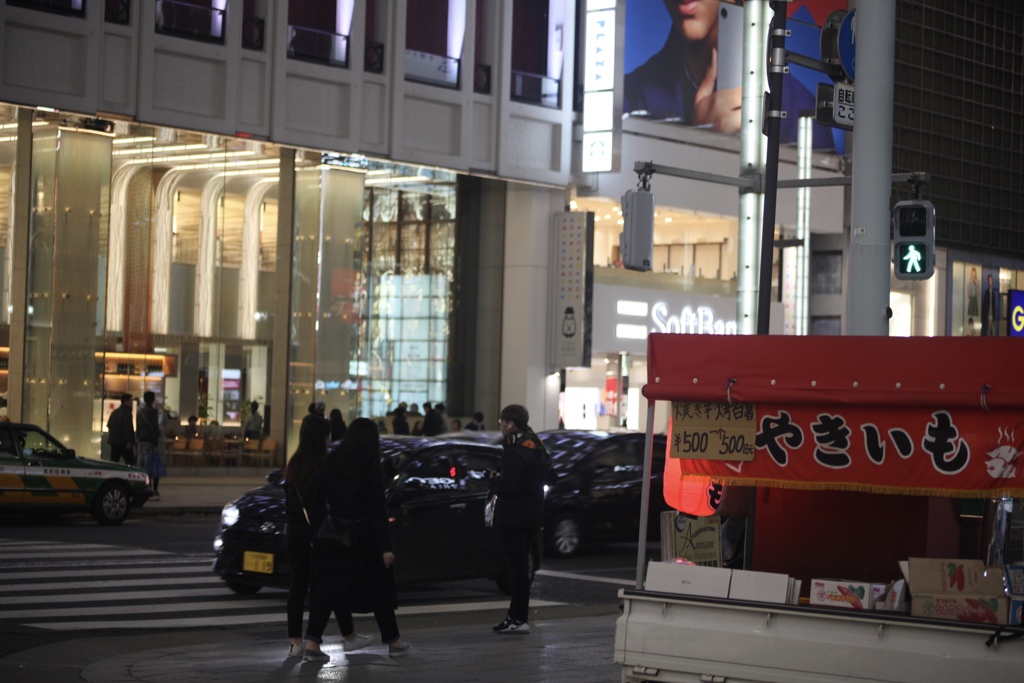 交差点の土曜21時