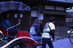国境なき旅客団
